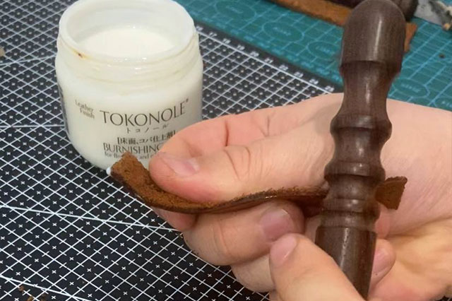 Обработка урезов и тиснение