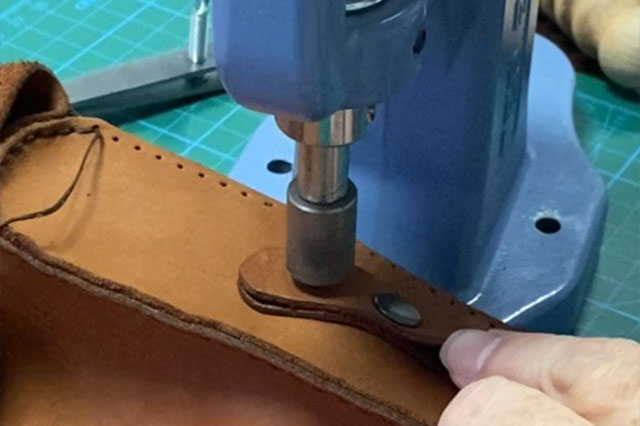 Фурнитура,
Работа с прессом